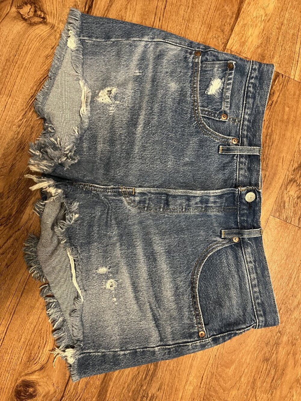 Women's Levi's Levis 501 Original High Rise Medium Wash Denim Jean Shorts